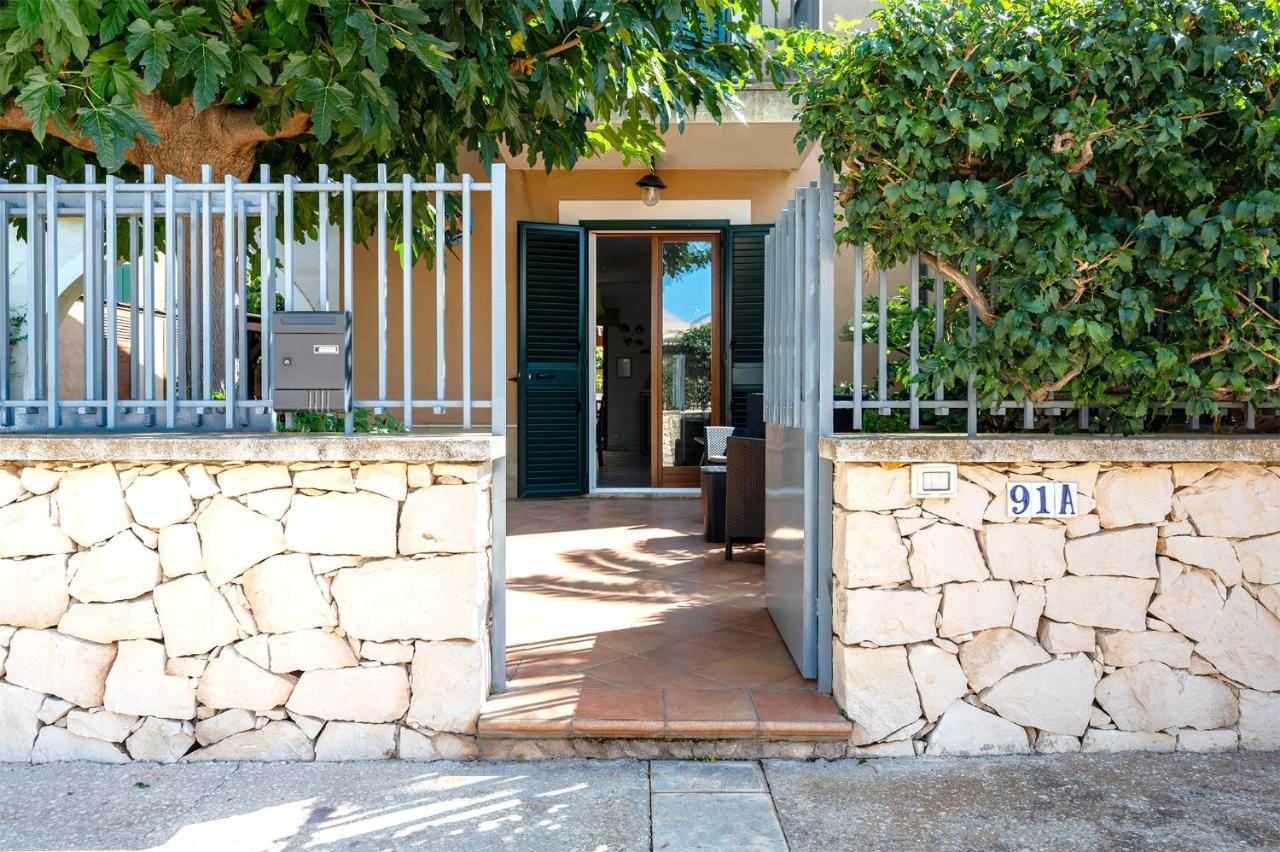 Villa Aura Marina di Modica Bagian luar foto