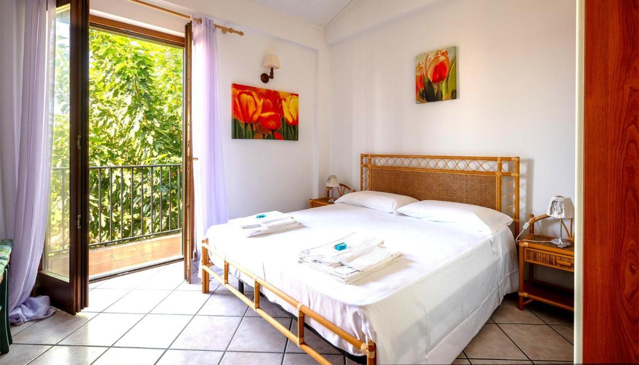 Villa Aura Marina di Modica Bagian luar foto