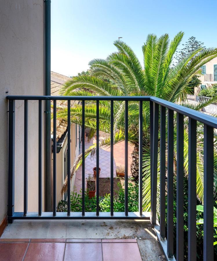Villa Aura Marina di Modica Bagian luar foto